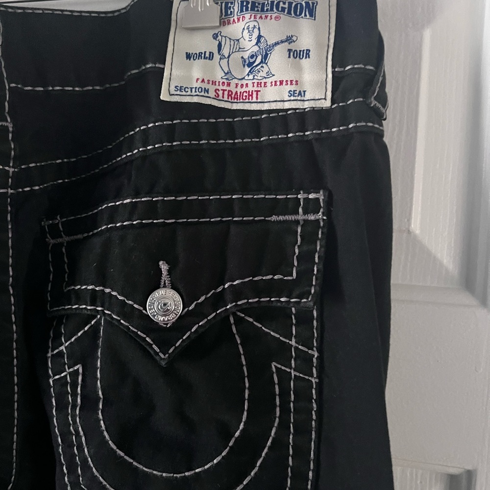 Men’s True Religion jeans, vest, and tshirt!
